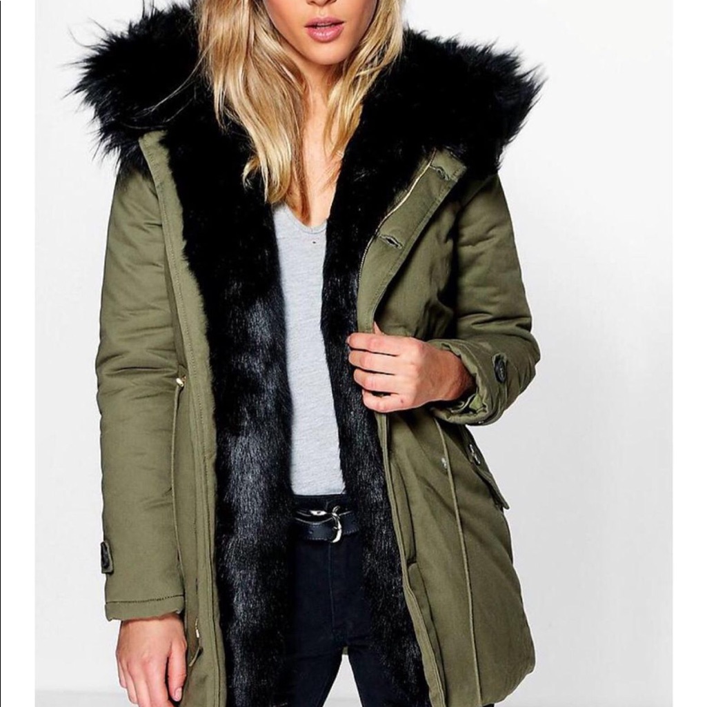 Boohoo Army Green Parka With Black Fur Trim & Hood